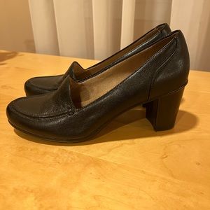 Naturalizer black comfortable stylish shoes